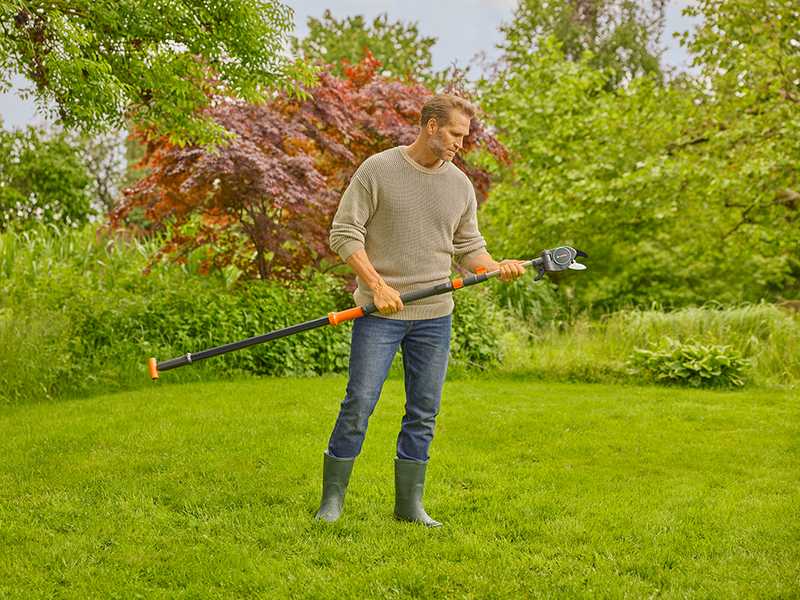 Gardena StarCut Pro L - Astschere auf Teleskopstange 175-400cm + Astsu00e4ge 34 cm - u00d832mm
