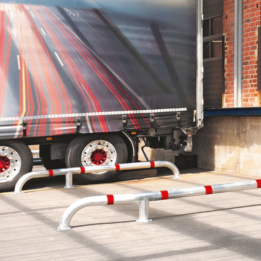 MORAVIA BLACK BULL Rammschutzbügel Set als LKW-Einfahrhilfe,  Außenbereich, HxL 280 x 2.800 mm, in verschiedenen Farben